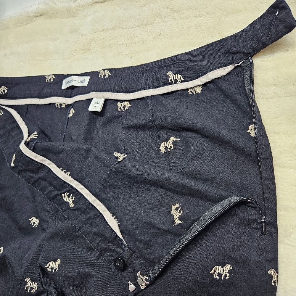 Coldwater Creek Zebra Embroidered Cropped Pants Size 16 Black Novelty Equestrian - Picture 7 of 12